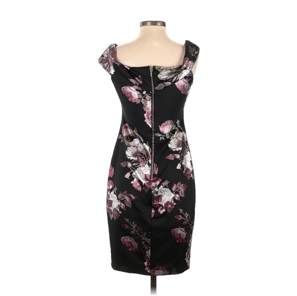 Premier Amour | Short-Sleeve Off-the-Shoulder Floral Sheath Dress - Picture 4 of 16